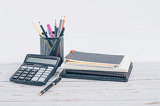 辦公用品實拍素材新體驗 解讀免摳長釘訂書器PNG的價值與應用